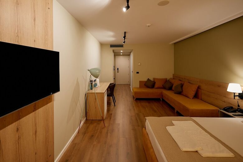 Eter Hotel