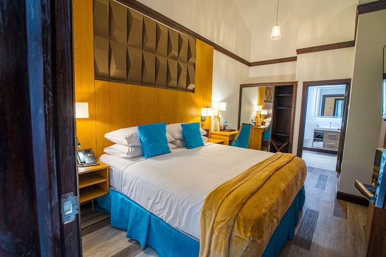 Sago Palm Hotel