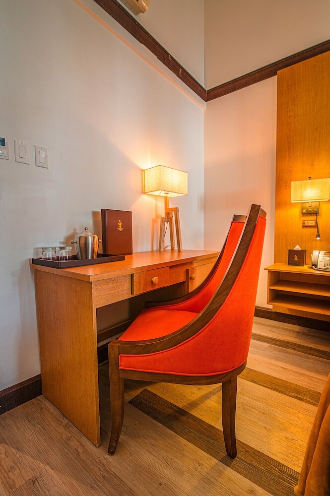 Sago Palm Hotel