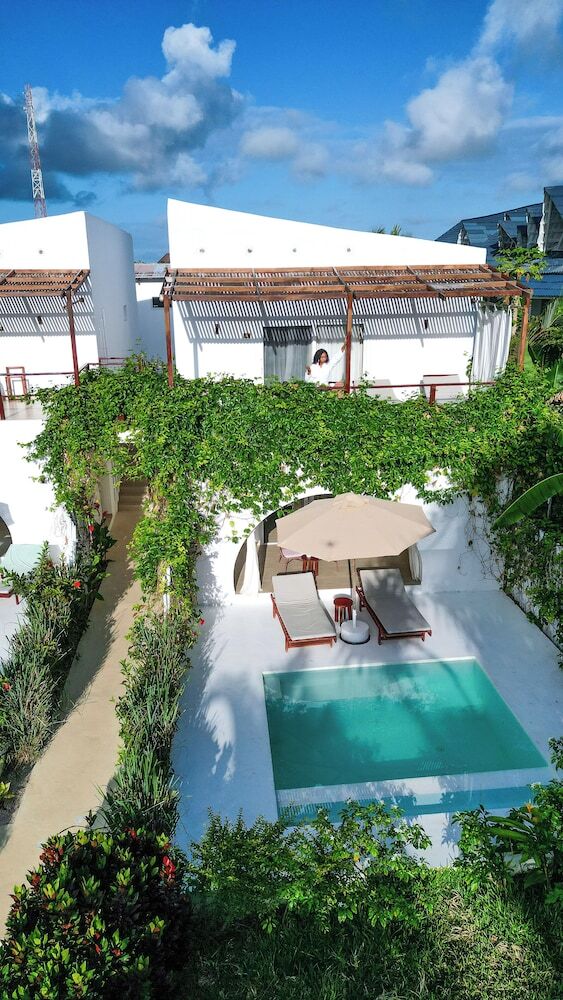 Alma Boutique Hotel