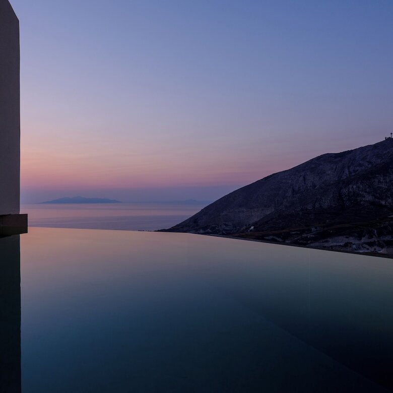 Elessa Hotel