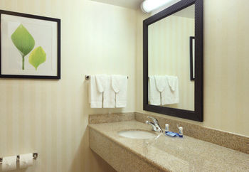 Hotel Fairfield Inn & Suites Woodbridge