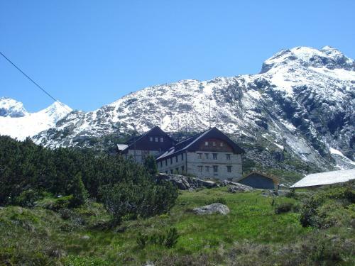 Hostal G�stehaus Rieser
