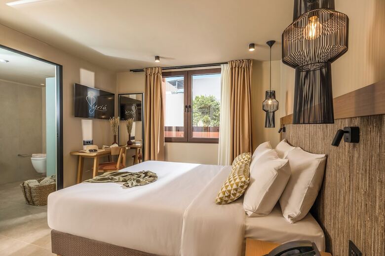 Hotel Pyri�