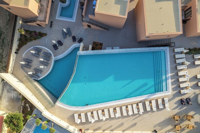 Hotel Pyri�