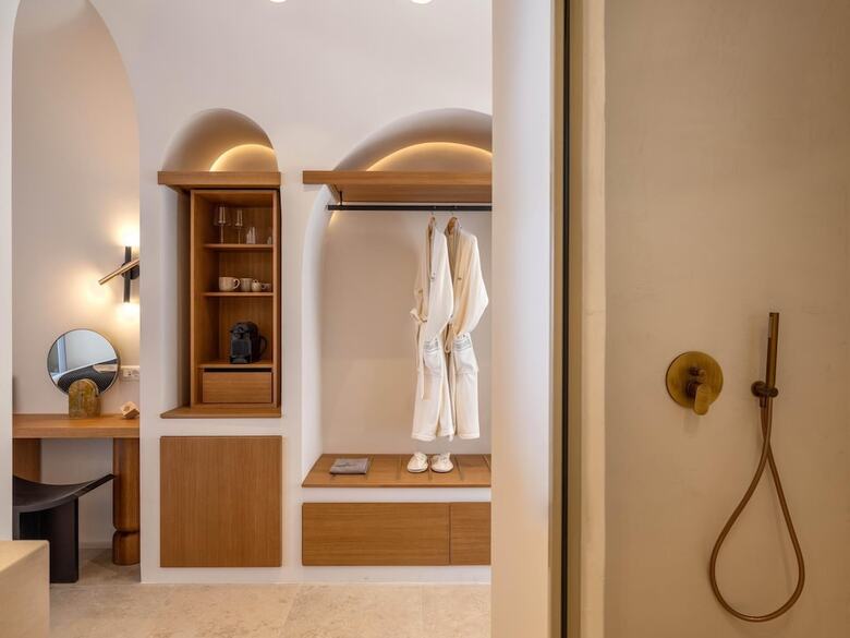 Hotel Santo Mine Oia Suites