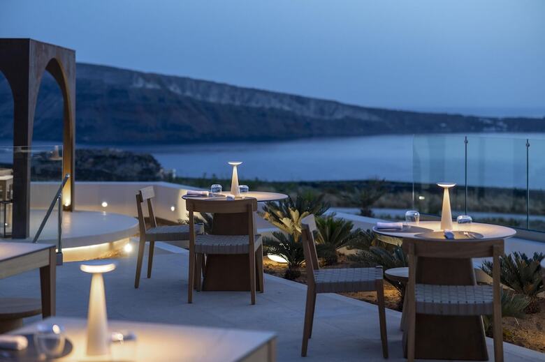 Hotel Santo Mine Oia Suites