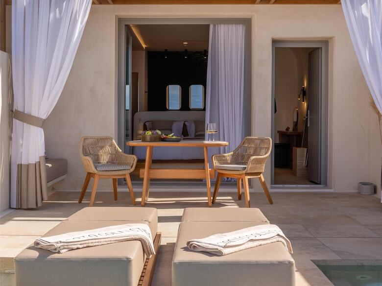 Hotel Santo Mine Oia Suites
