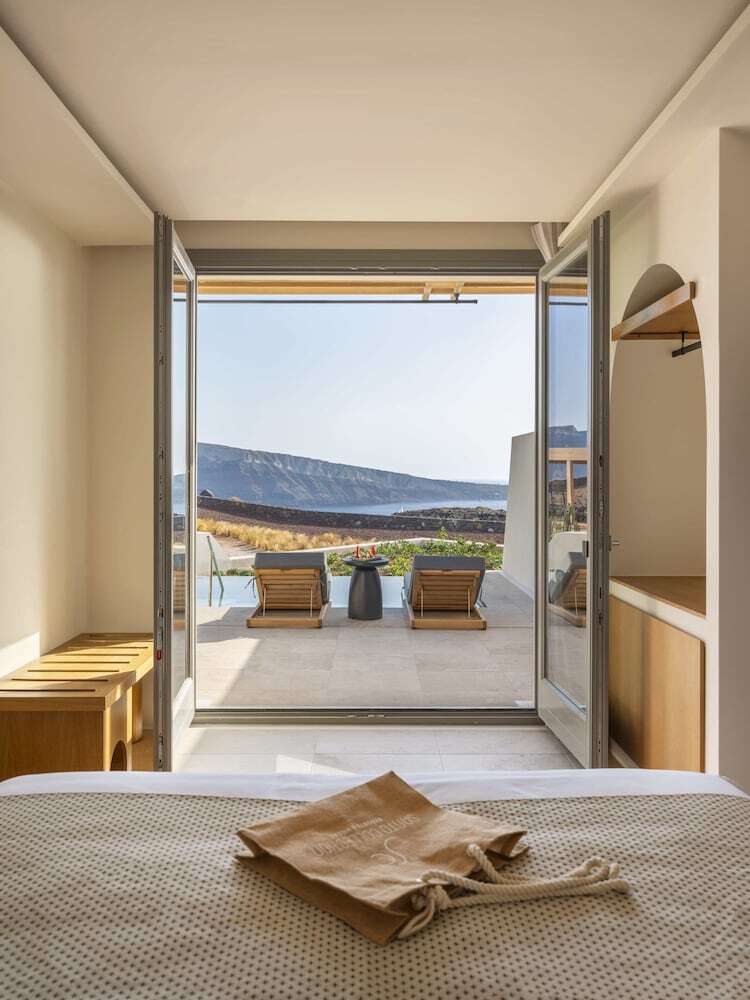 Hotel Santo Mine Oia Suites