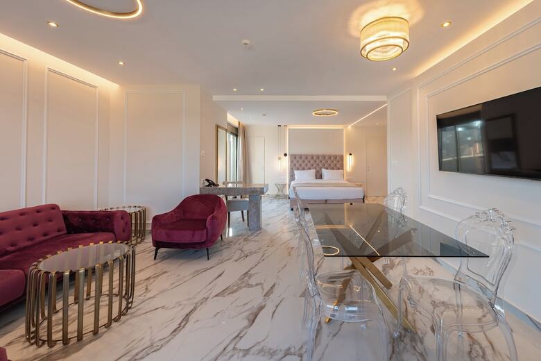 Hotel Philia Center Suites