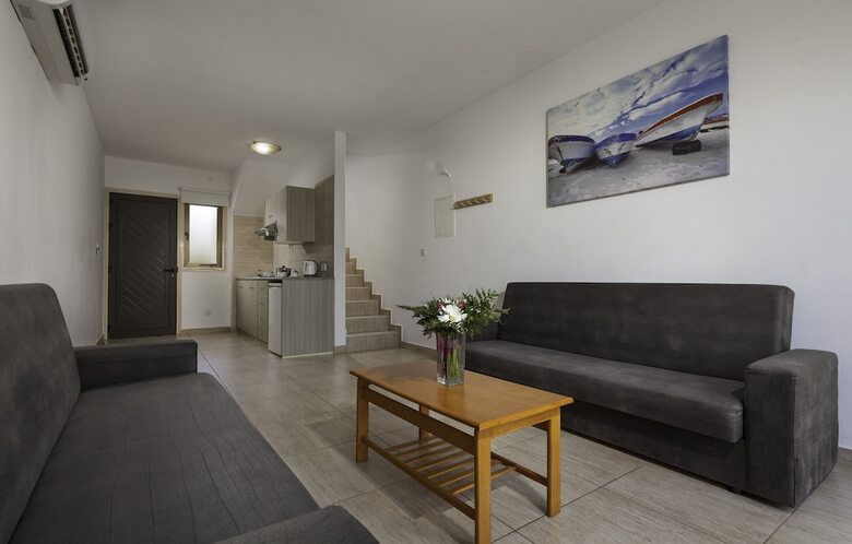 Aparthotel Penelope Beach Hotel Apts
