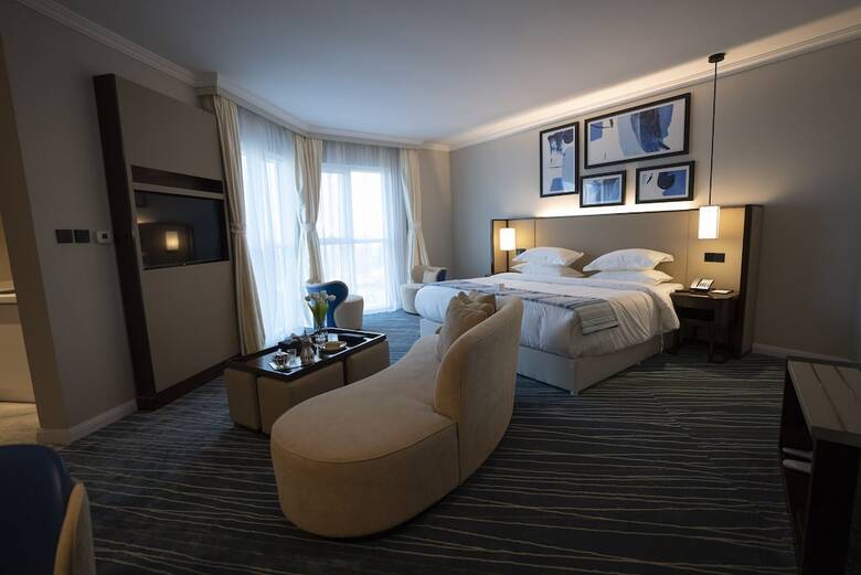 Prime Al Corniche Hotel