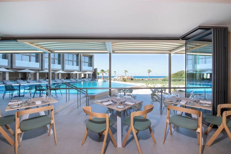Hotel Ventale Island Breeze Resort