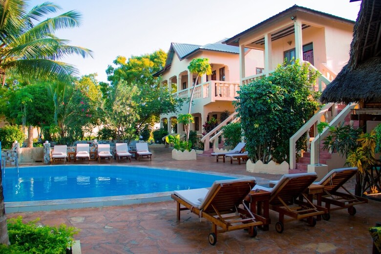 Hotel Seagull Nungwi Resort