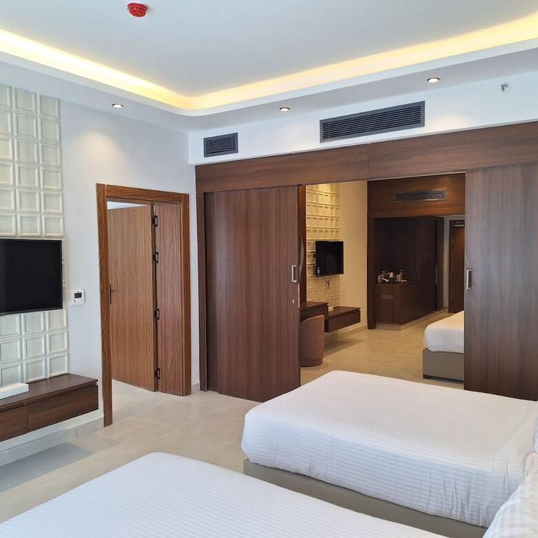 Hotel Rewaya Majestic Resort