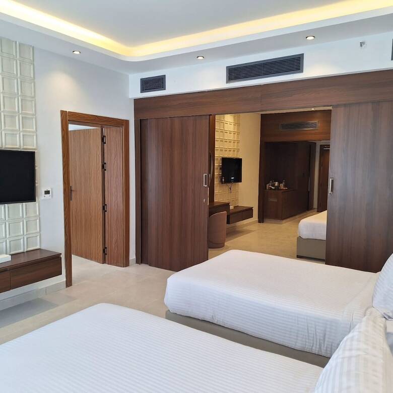 Hotel Rewaya Majestic Resort