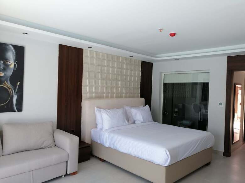 Hotel Rewaya Majestic Resort