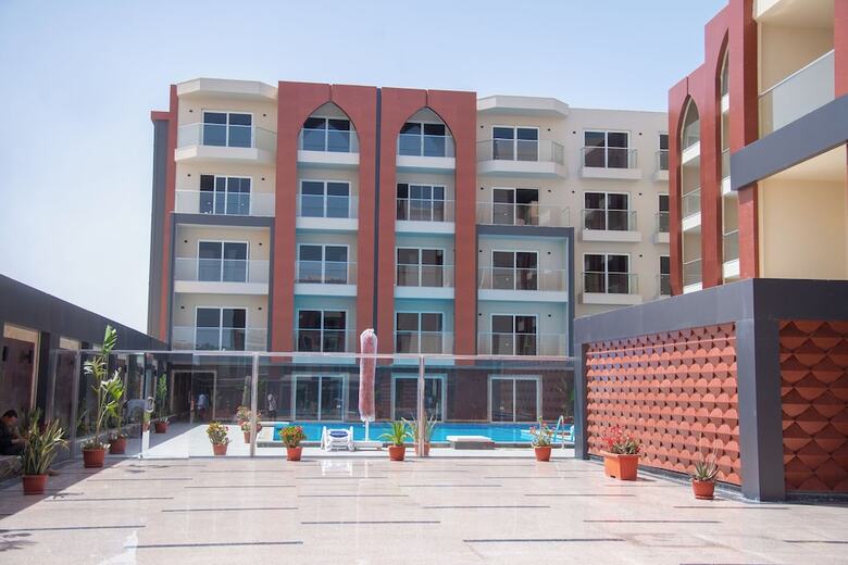 Hotel Rewaya Majestic Resort