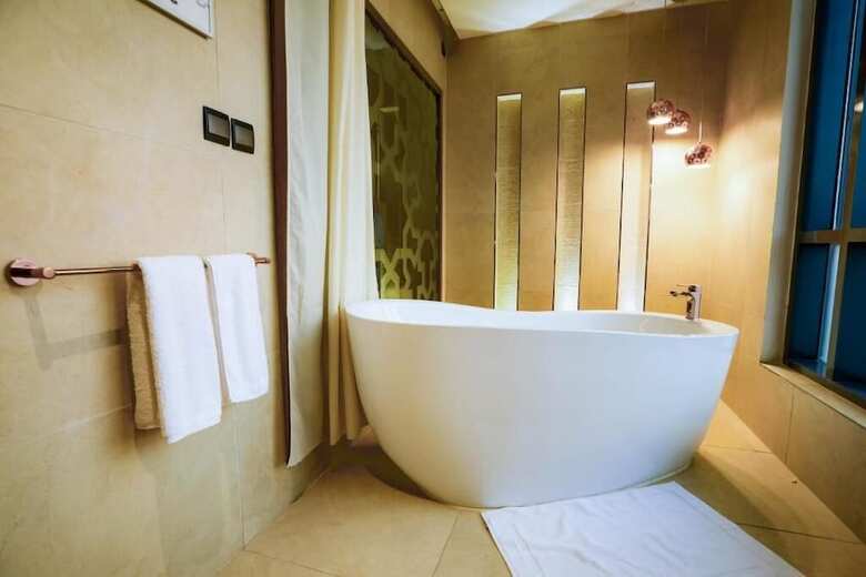 V Boutique Hotel