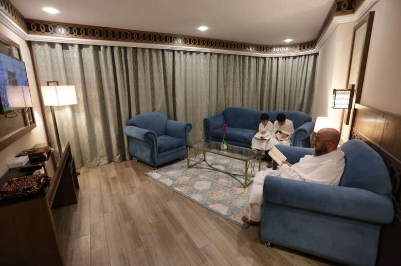 Violet Al Azizia Hotel