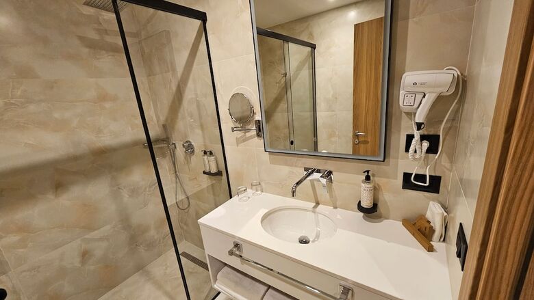Sibb Hotel
