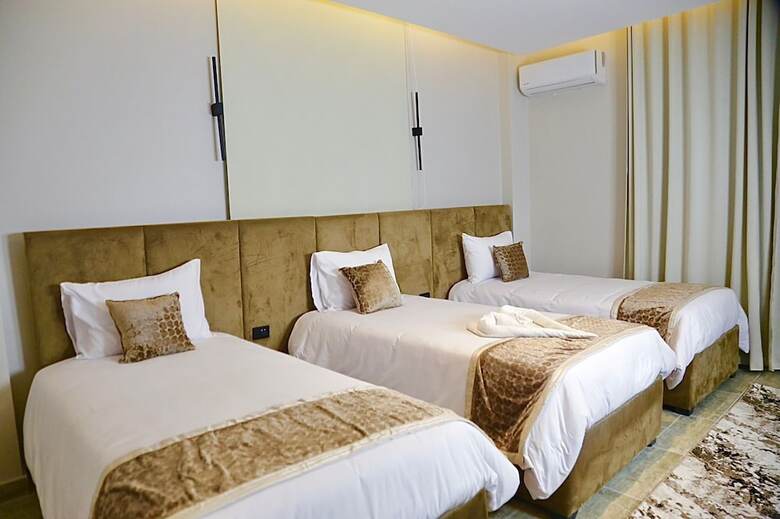 Hotel Golden House
