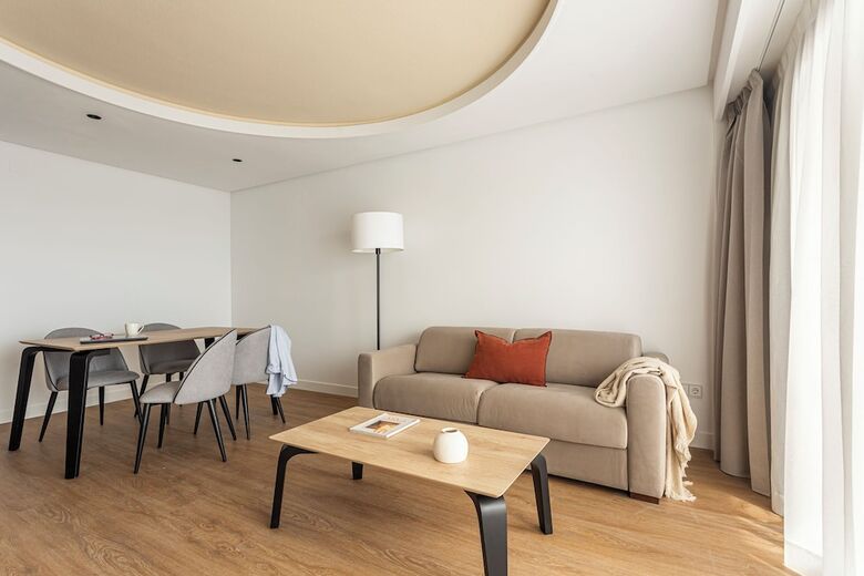 Hotel B48 Valencia Feria