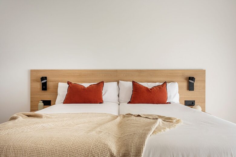 Hotel B48 Valencia Feria