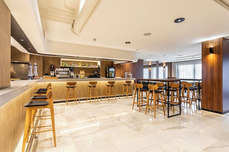 Hotel B48 Valencia Feria