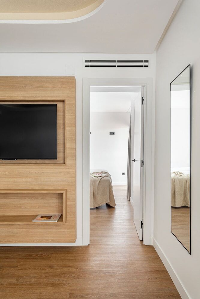 Hotel B48 Valencia Feria