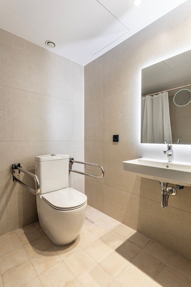 Hotel B48 Valencia Feria