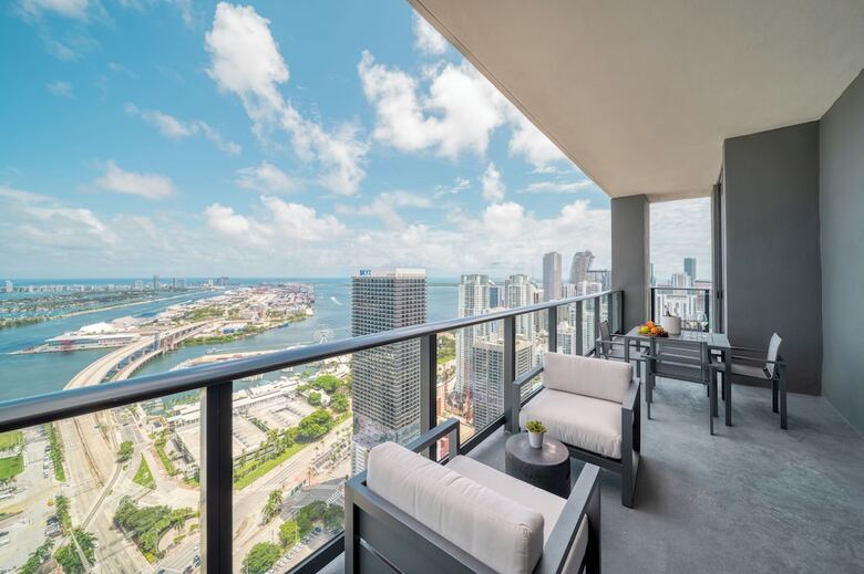 Gale Miami Hotel And Residences
