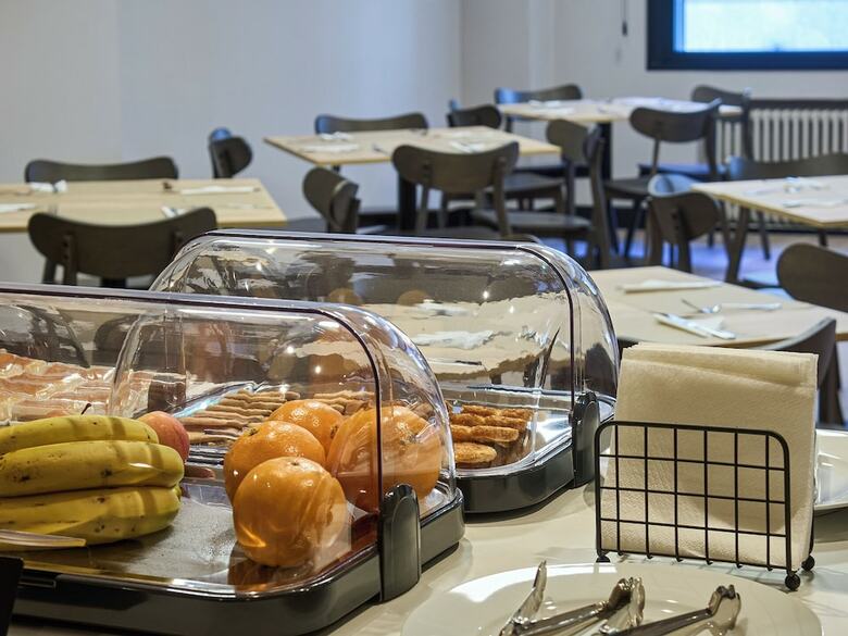 Hotel B48 Oviedo �pera