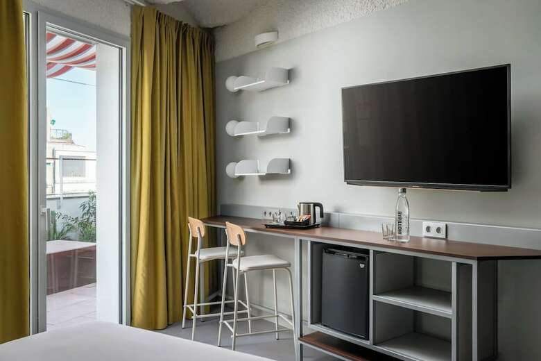 Hotel Bypillow Flamant
