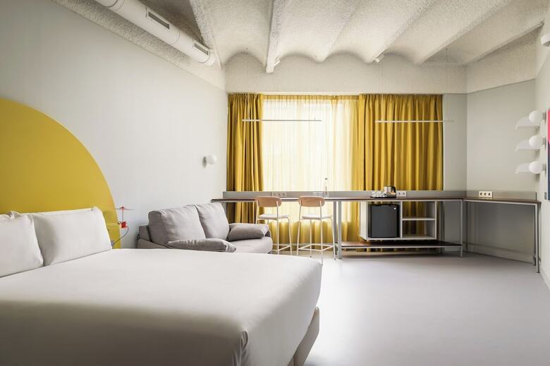 Hotel Bypillow Flamant