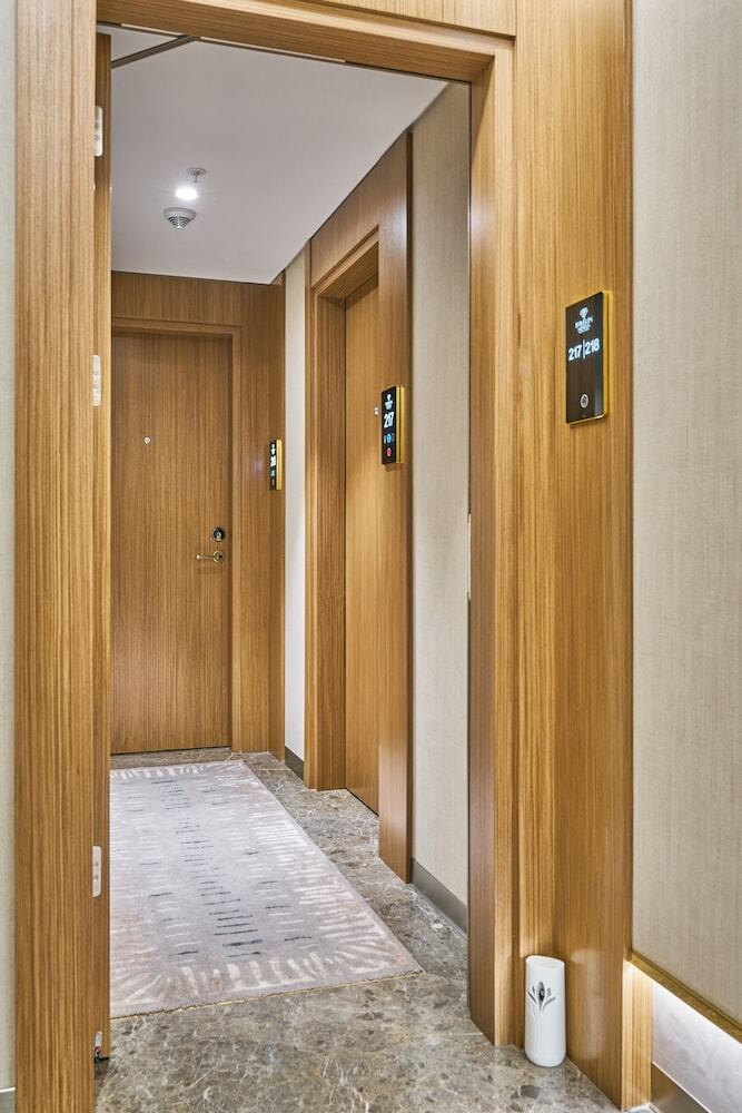 Rayelin Hotel Old City