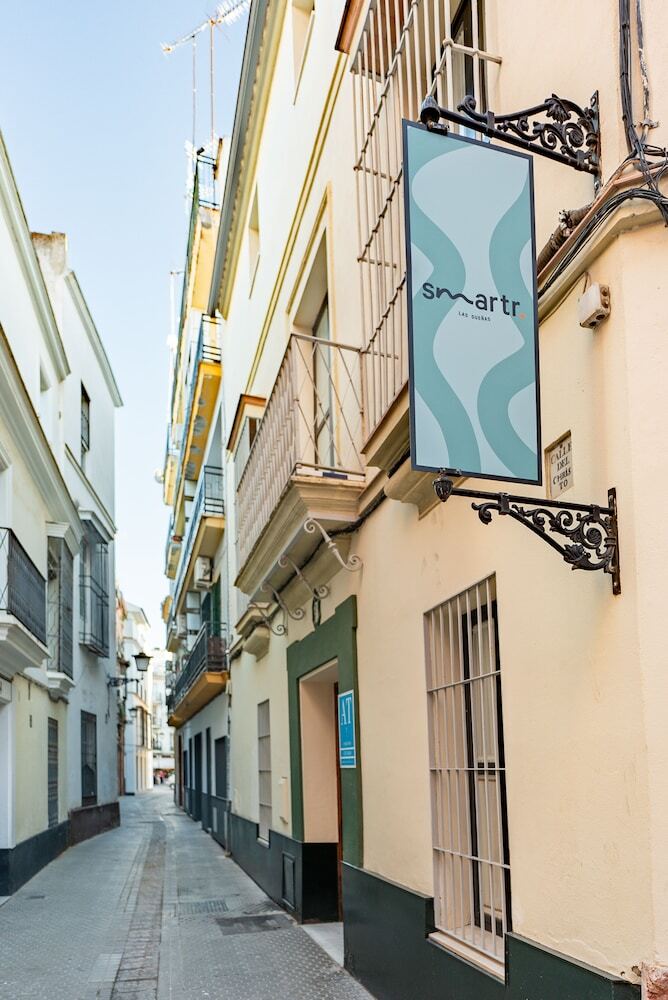 Hotel Smartr Sevilla Las Due�as