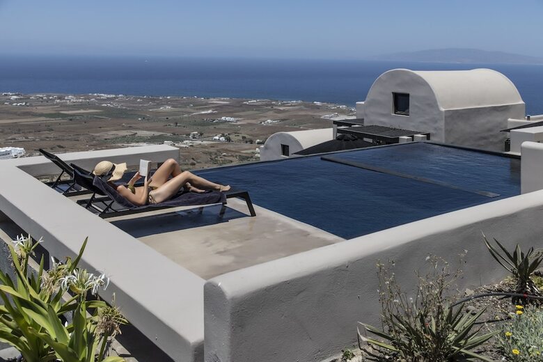 Hotel Nimbus Santorini