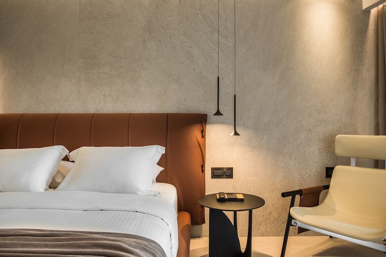 Canale Hotel & Suites