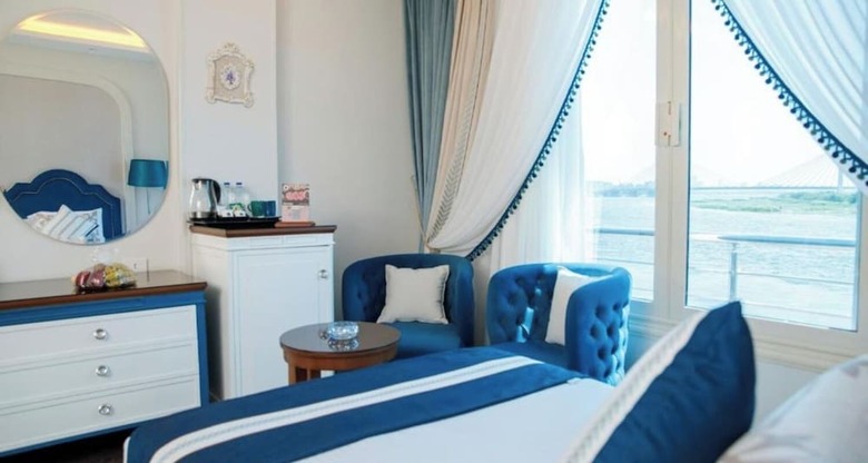 Nile Transport Hotel