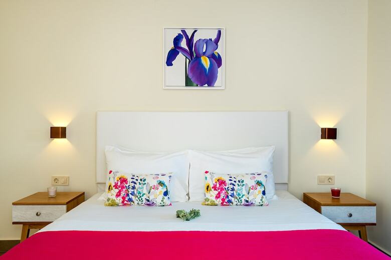 Hotel Airis Boutique & Suites