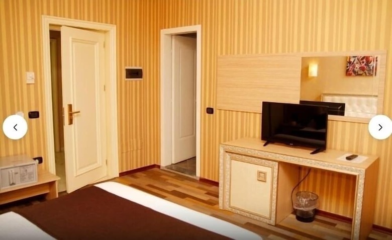 Amh Hotel