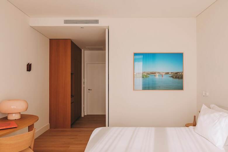 Hotel Lenscape Coterie