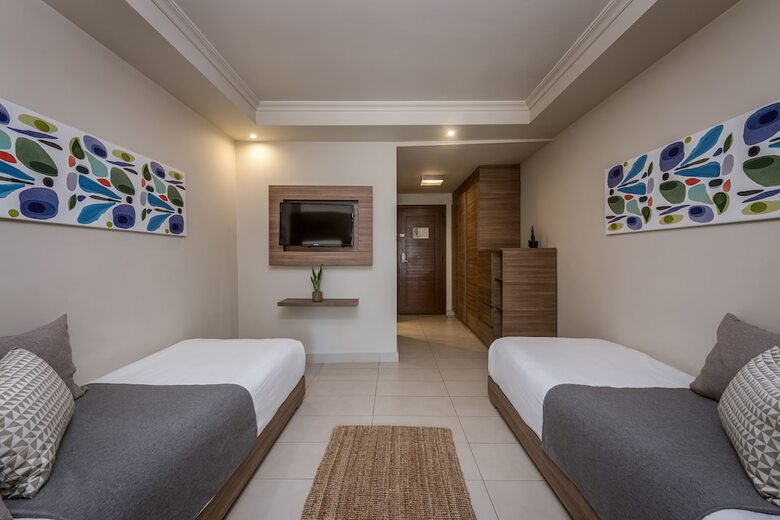 Hotel Akti Coast Club