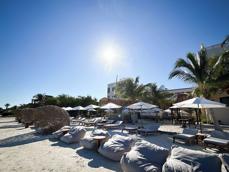 Ana Y Jose Holbox Hotel & Beach Club