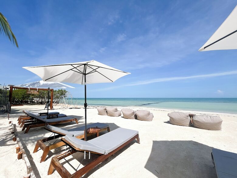 Ana Y Jose Holbox Hotel & Beach Club
