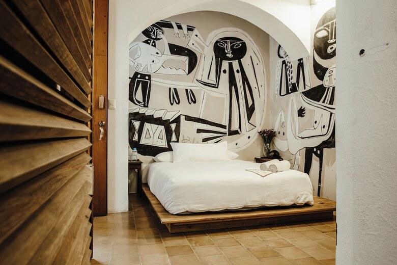 Hotel Sin Nombre