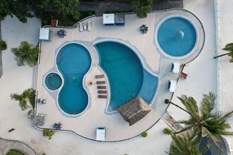 Hotel Protels La Plage