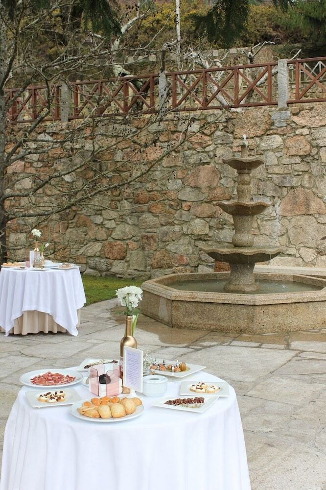 Hotel Pazo De Adr�n