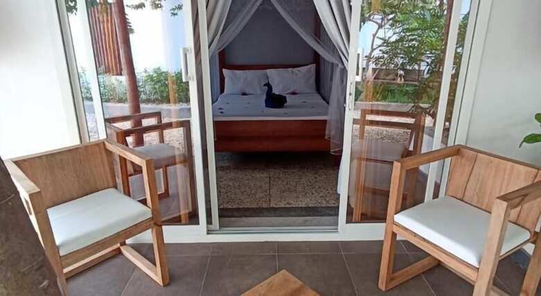 Seashore Hotel